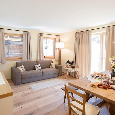 Апартаменты Chalet Da Mont Сельва-ди-Валь-Гардена Экстерьер фото